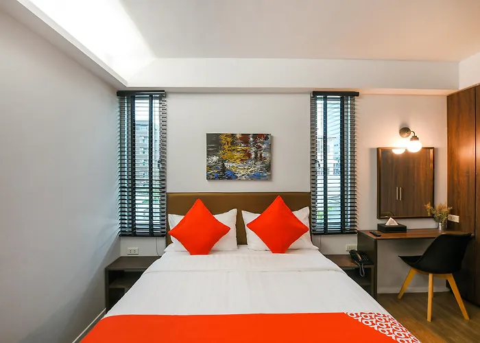 Vaccinated Staff - Oyo 137 Kitzio House 3* Bangkok
