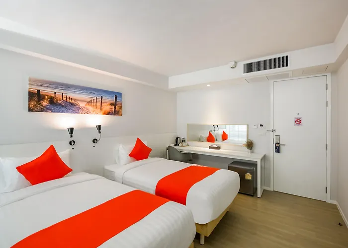 Vaccinated Staff - Oyo 137 Kitzio House 3* Bangkok