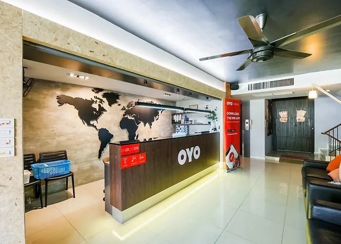 Vaccinated Staff - Oyo 137 Kitzio House Bangkok