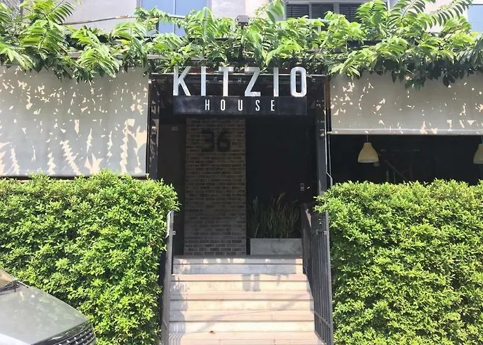 Hotel Vaccinated Staff - Oyo 137 Kitzio House 3*